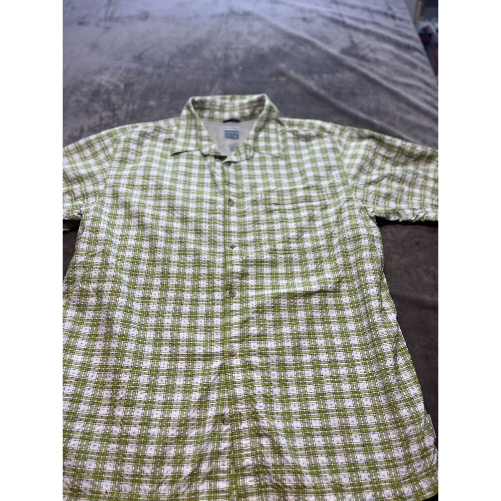 Men's Size XL Green Plaid Button Up Shirt by Columbia Titanium Outdoor Hiking